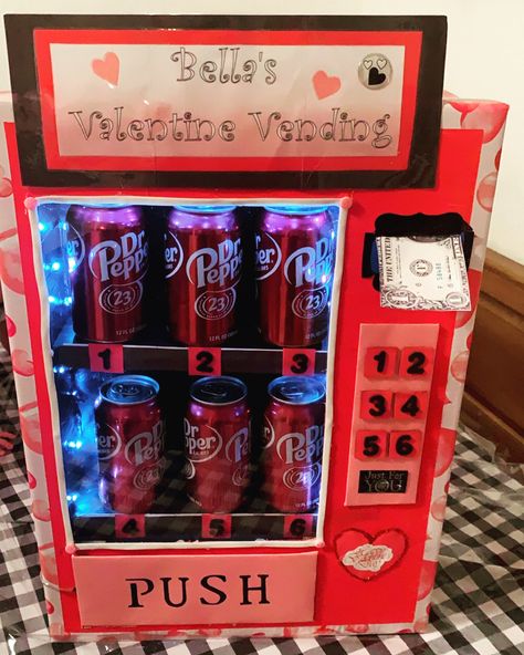 Pop Machine Valentines Boxes, Girls Valentines Boxes, Kids Valentine Boxes, Boys Valentines, Valentine Boxes, Valentines Box, Valentine's Day Gift Baskets, Diy Valentine's Day Decorations, Vday Gifts