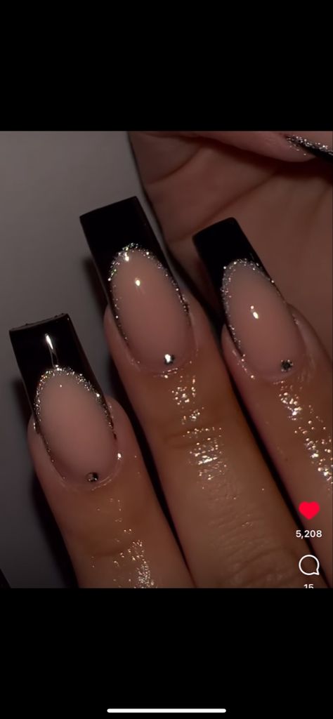 Nails Inspiration Black And Silver, Black Nail Inspiration Acrylic, Black French Top With Gems, Black Nails For Prom Glitter, Nails Black Glitter Silver, Short Black Acrylic Nails With Rhinestones, Black And Silver French Tip Nails Almond, Black Nail Prom, Nail Inspo Square Black