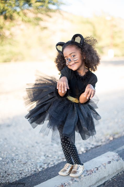 Diy Cheerleader Costume, Easy Last Minute Halloween Costumes, Diy Girls Costumes, Cat Girl Costume, Cat Costume Kids, Diy Fantasia, Cute Cat Costumes, Halloween Makeup For Kids, Cheerleader Halloween