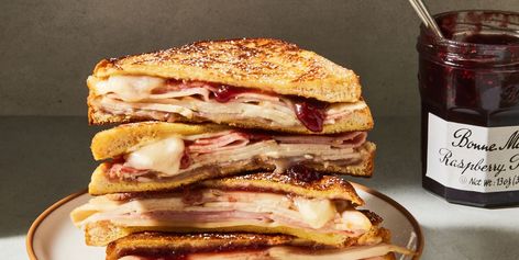 Monte Cristo Recipe, Classic American Diner, French Toast Batter, Monte Cristo Sandwich, Breakfast Sandwich Recipes, Deli Turkey, Deli Ham, Monte Cristo, Leftover Ham