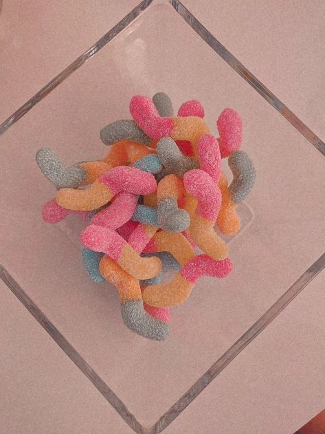 #Soft #pict #korean #cute #aesthetic #food #gummy #worm Gummy Worms Aesthetic, Gummy Aesthetic, Korean Cute Aesthetic, Cute Aesthetic Food, Worms Aesthetic, Worm Aesthetic, Aesthetic Bg, Gummy Worm, Gummy Worms