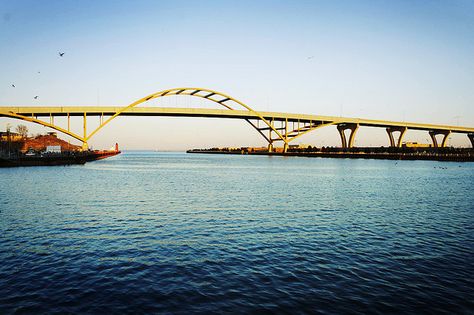 hoan bridge. milwaukee series by njbrusk, via Flickr Sonny Rollins, Milwaukee City, Old Trains, Night Fishing, Dairy Farms, Travel Outdoors, Milwaukee Wi, Sydney Harbour Bridge, Outdoor Art