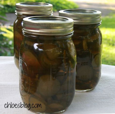 Sweet And Spicy Pickles, Pickling Cucumbers Recipe, Sweet Pickles Recipe, Cucumber Chips, Cowboy Candy, Spicy Pickles, Canning Pickles, Pickle Butter, Canning Ideas