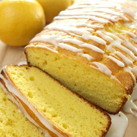 Starbucks Copycat Lemon Pound Cake Recipe Rum Loaf Cake, Lemon Rum Cake, Rum Pound Cake, Starbucks Pastries, Hosting Easter, Cooking Therapy, Cherry Pie Bars, Lemon Loaf Recipe, Starbucks Lemon Loaf