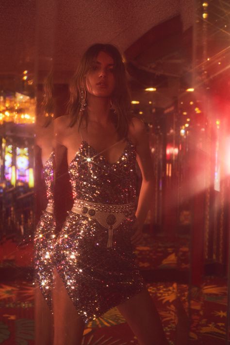 Disco Shoot, Disco Glamour, French Clothes, Wow Photo, Disco Glam, Mode Editorials, 얼짱 소녀, Studio 54, Foto Inspiration