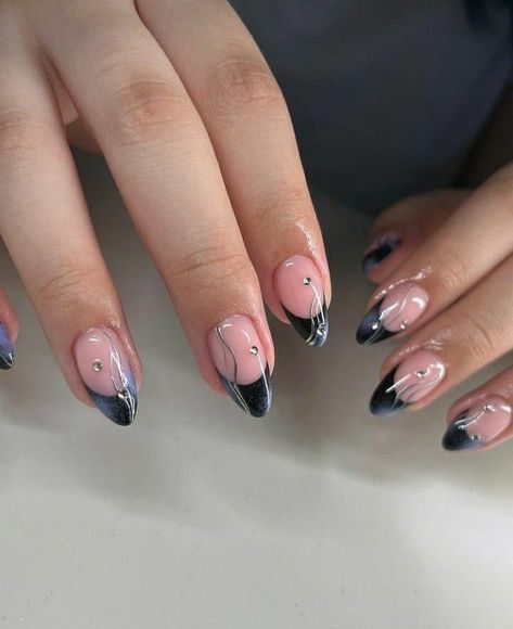 Lunar Nails, French Manicure Acrylic Nails, Drip Nails, Minimal Nails, Pretty Gel Nails, Reels Instagram, Nail Beauty, Nail Patterns, Oval Nails