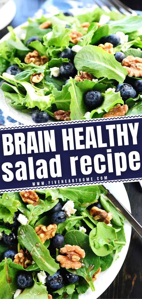 Are you looking for an easy way to consume brain-protective food? Based on the MIND Diet, this recipe includes layers of leafy greens, berries, nuts, and other ingredients for a delicious, healthy salad that even kids will scarf down. Enjoy it as a side dish for dinner! Mind Diet Recipes, Acid Reflux Diet Meals, Brain Healthy Foods, Acid Reflux Recipes, Salad Diet, Mind Diet, Acid Reflux Diet, Dash Diet, Healthy Brain