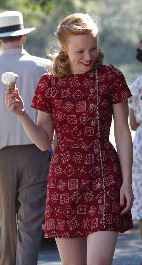 Stile Pin Up, Hamilton Outfits, Robes Vintage, Movies Outfit, Rachel Mcadams, Movie Fashion, The Notebook, Moda Vintage, 가을 패션