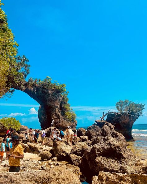 Neil island is an enchanting gem nestled in the Andaman & Nicobar islands, known for its sandy beaches, vibrant coral reefs, and tranquillity🏝️🌊 Swipe ➡️ to see the famous natural bridge. Bikini set with cover up from @erotissch_ 💙 . . . . #islandgirl🌴 #andamanislands #andamandiaries #andamanandnicobar #andamantourism #naturalbridge #beachesofinstagram #andamantrip #loveandaman #bluesea #marinelife #islandvibes #travelblogger #travelgram #andamansea #ferryboat #islandvacation #vacationvibes... Neil Island, Andaman Nicobar Islands, Andaman Nicobar, Andaman Islands, Andaman And Nicobar Islands, Ferry Boat, Natural Bridge, Coral Reefs, Island Vibes