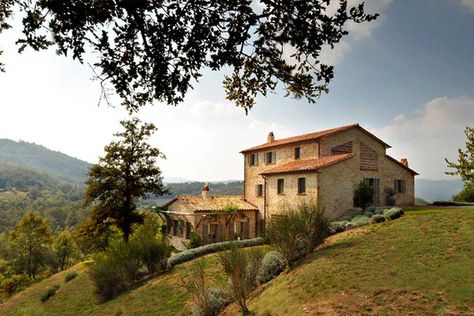 Luxury villa in Italy with breathtaking views Mediterranean Farmhouse Exterior, Rustic Mediterranean Farmhouse, Tuscan Style Architecture, Italian Country House, Mediterranean Farmhouse, Case In Pietra, Italian Country, Italian Farmhouse, Farmhouse Exterior Design