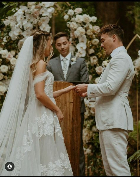 Brooklyn And Dakota, Wedding Podium, Wedding Ceremony Pictures, Wedding Photo List, Redwood Wedding, Country Wedding Photography, Wedding Day Photos, Wedding Portrait Poses, Wedding Ceremony Photos