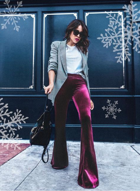 Velvet Pants Outfit, Vinyl Fashion, Pastel Outfit, Velvet Clothes, Looks Street Style, Fashion Blogger Style, Velvet Fashion, Velvet Pants, Looks Chic