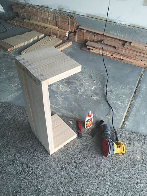 SeekingAlexiDIYChallenge-8 Diy C Table, Diy C Table How To Build, Dyi End Tables, C Shaped End Table, Couch Table Diy, Wooden C Tables For Couch, Sofa Table Decor, Diy Storage Bench, Diy Sofa Table