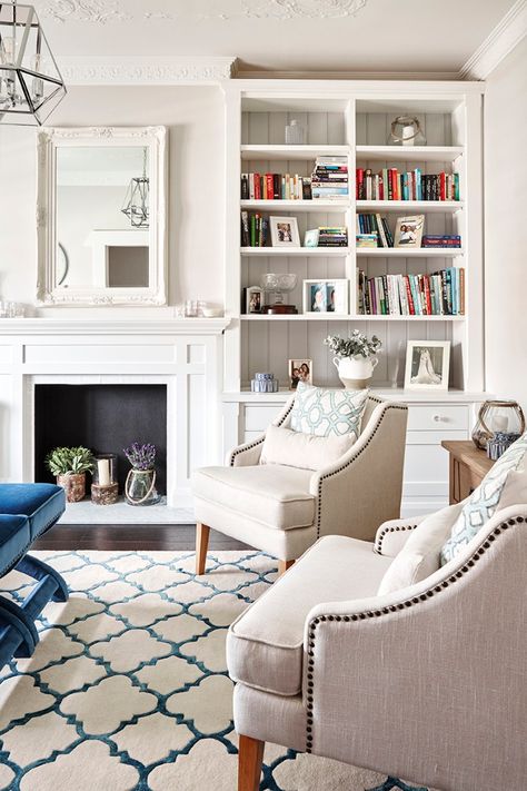 Bookcase cabinets either side of this custom designed and made fireplace surround create a very cosy feel in this gorgeous sitting room. Makes you want to just sit✔️💞 #provincialkitchens #design #fireplace #study #interiordesign #bookshelf #books Bookshelves Around Fireplace, Fireplace Bookcase, Built In Around Fireplace, Design Fireplace, Fireplace Bookshelves, Living Room Built Ins, Bespoke Kitchen Design, Cosy Room, Faux Fireplace