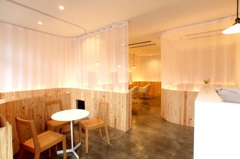 Hair Salon Hair Salon Interior Design, Translucent Wall, Healthcare Interior Design, Hair Salon Interior, Studio Inspiration, Healthcare Design, Salon Interior Design, Retail Design Blog, Retail Interior