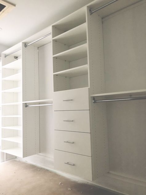 Walk In Robe Designs, Walking Closets, Build Closet, Master Closet Layout, Small Closet Design, Primary Closet, Closet Maid, Custom Closet Organization, Closet Organized