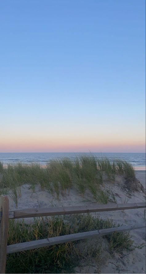 East Coast Summer Aesthetic, Shore Aesthetic, Sea Isle City Nj, East Coast Beaches, Beach Week, Sea Isle City, Hamptons Summer, Coastal Granddaughter, Coastal Vibes