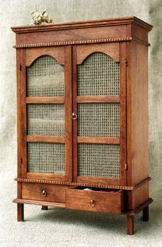 WARDROBE Miniature Cupboard, Miniature Hutch, Dollhouse Furniture Tutorials, Tiny Furniture, Shaker Furniture, Haunted Dollhouse, Victorian Dollhouse, Barbie Doll House, Diy Dollhouse Furniture