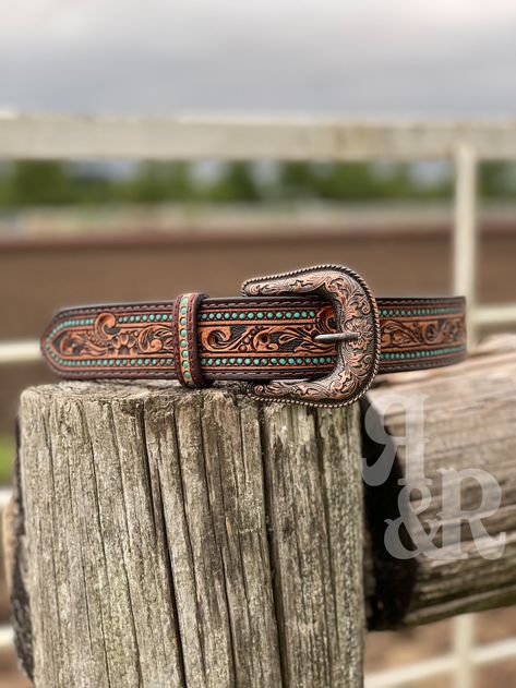 Country Closet, Western Leather Belt, Yee Yee, Custom Leather Belts, Cowgirl Accessories, Western Clothes, Tooled Leather Belts, Leather Tooling Patterns, Tooling Patterns