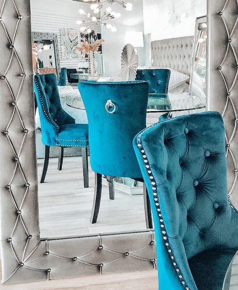 Teal blue tufted chairs Teal Dining Room Chairs, Dining Room Teal, Luxury Chair Design, Teal Dining Chairs, Kitchen Counter Chairs, Refurbished Chairs, Tufted Chairs, Brown Lounge, Dining Room Suites