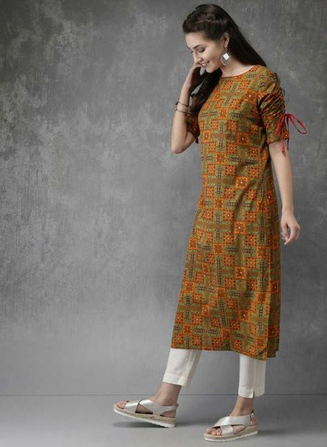 Dress Pattern Free, Indian Kurti Designs, Kurti Sleeves Design, Simple Kurta Designs, Designer Kurti Patterns, Kurti Patterns, Simple Kurti Designs, Salwar Designs, Kurti Designs Latest