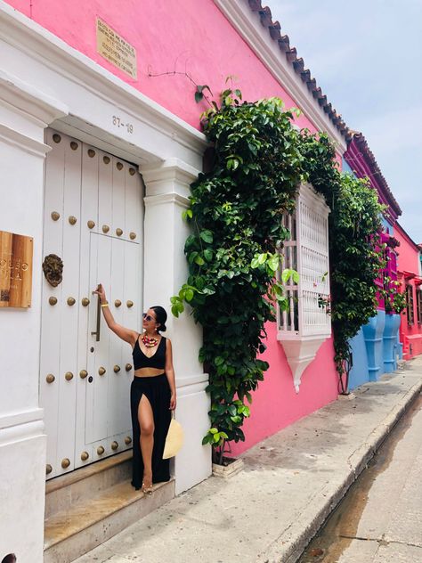 Cartagena Photoshoot, Cartagena Outfit Style, Cartagena Outfits, Outfits Cartagena, Colombia Outfits, Day Out Outfit, Cute Vacation Outfits, Beach Pictures Poses, Photography Poses Women