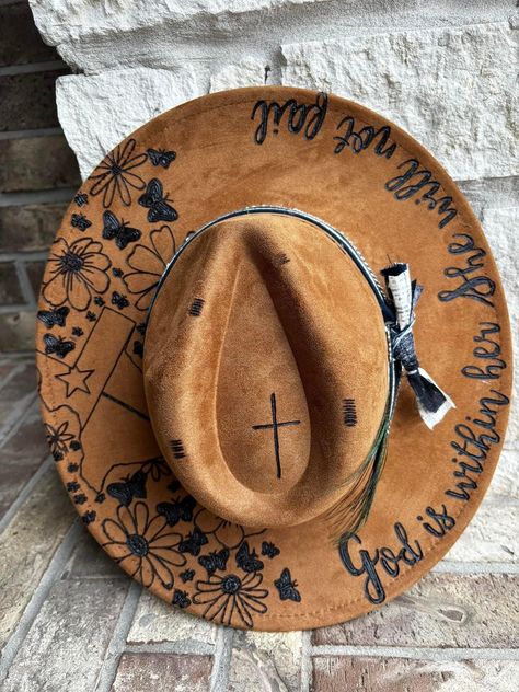 Texas psalm 46:5 burned hat. One size fits all Hairstyle With Cowboy Hat, Burning Hats Diy, Burned Cowboy Hats, Hat Burning Ideas, Hat Branding, Cowboy Hat Crafts, Western Pictures, Leather Burning, Burned Hats