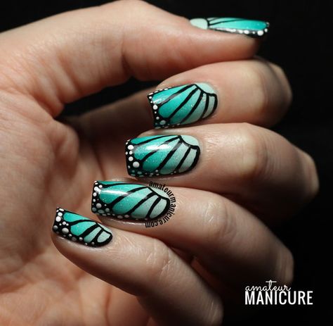 Spring Time Nails Acrylic, Nail Art Teal, Teal Butterfly Nails, Dark Blue Nails Butterfly, Nail Art Turquoise, Wing Nail Art, Butterfly Wing Nails Design, Goth Butterfly Nails, Butterfly Wing Nail Art