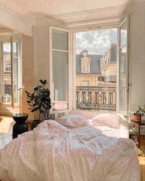 Cottagecore Room Ideas, Furniture Essentials, Explore Aesthetic, Eclectic Bedroom, Parisian Apartment, Paris Apartments, Dream Room Inspiration, Dream Apartment, House Room