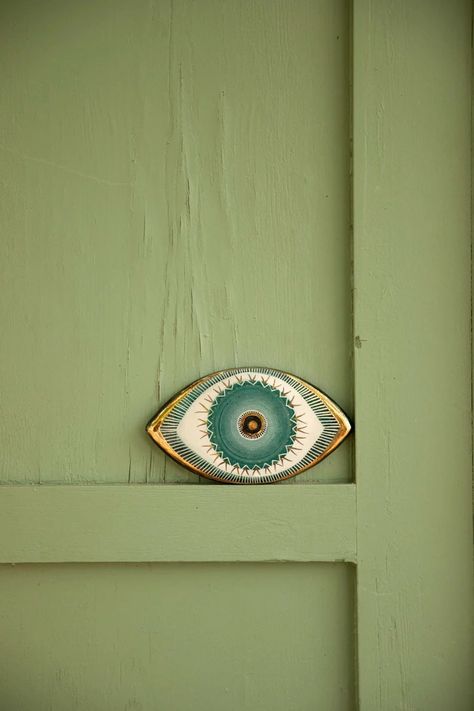 Ceramic Evil Eye, Ceramic Eye, Evil Eye Art, Large Wall Hanging, Earthenware Ceramics, Eye Decor, Felt Gifts, Handmade Felt, Eye Art