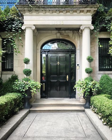 Stunning entry in the #goldcoast 😍  gorgeous classical front door  #Regram via @parkandoakdesign Classic Black Front Door, Front Door Stone House, Portico Entry Modern, Georgian Portico, Front Door Ideas Entrance, Classic Front Door, Front Door Overhang, Door Overhang, Black Front Door