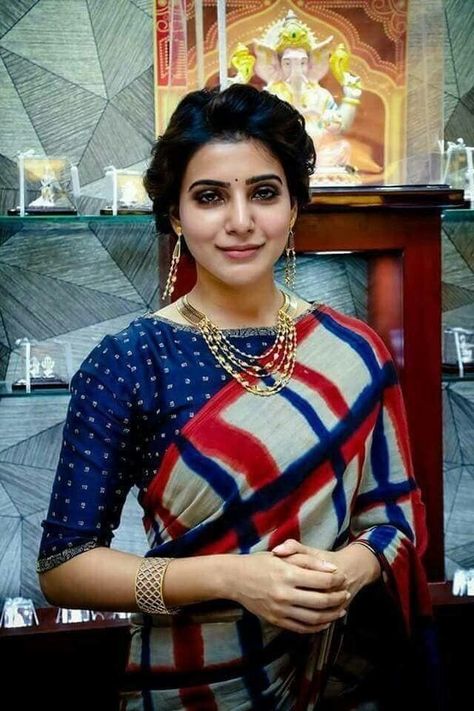 Earrings For Face Shape, Samantha Latest, Celebrity Saree, Naga Chaitanya, Man Dress Design, Long Blouse Designs, Blouse Designs High Neck, Boat Neck Blouse Design, Blouses Designs