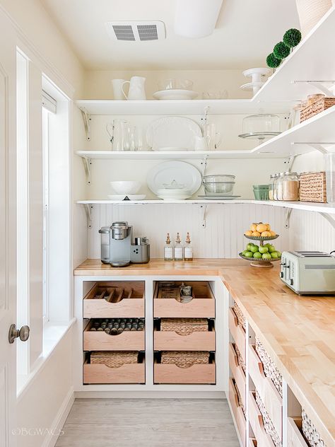 Pantry Closet Design, Pantry Layout, House Pantry, Pantry Inspiration, Pantry Laundry, Pantry Room, Pantry Remodel, Pantry Shelving, Kitchen Pantry Design