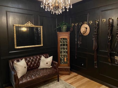 Tack Room Decor, Fancy Tack Room, Tack Room Aesthetic, Tackroom Ideas Equestrian, Luxury Stables, Tackroom Ideas, Equine Aesthetic, Tack Room Ideas, Stable Inspiration