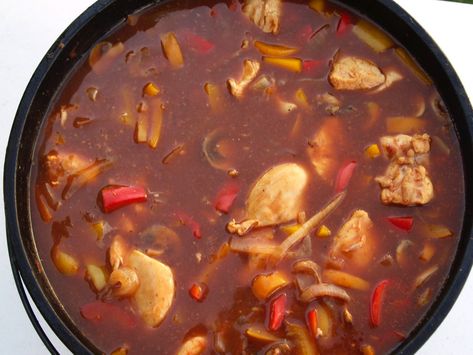 Dutch Oven Pepsi Chicken Pepsi Chicken, Dutch Oven Chicken Breast, Root Beer Chicken, Oven Bbq Chicken, Coke Chicken, Dutch Oven Camping Recipes, Dutch Oven Chicken, Bbq Sauce Chicken, Dutch Oven Camping