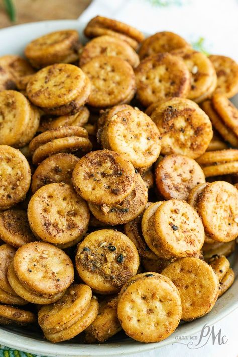 Ritz Bits, Snack Crackers, Snack Mix Recipes, Summer Corn, Lake Food Ideas Summer, Cracker Snacks, Lake Food Ideas, Food Ideas Summer, Boat Food