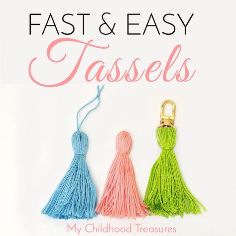 Tassels Diy Tutorials, Tassel Keychain Diy, Make Tassels, Tassel Embroidery, Tassels Tutorials, Tassel Crafts, How To Make Tassels, Diy Tassel, Diy Resin Crafts