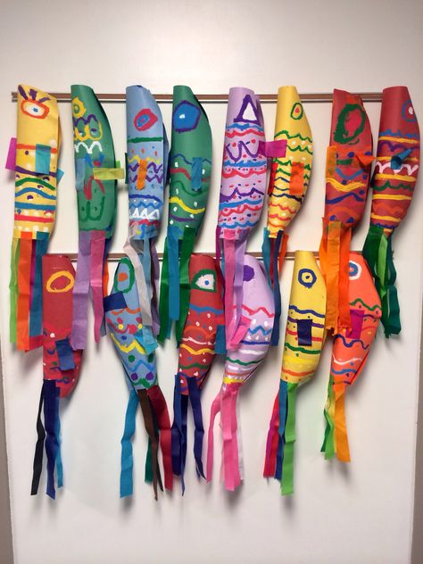 Elementary Art Project, Japanese Koinobori, Culture, Carp Streamers, Painting Landscape Tips, 2nd Grade Art, Art Carton, 4th Grade Art, 3rd Grade Art, Elementary Art Projects, Kindergarten Art, Art Lessons Elementary, School Art Projects