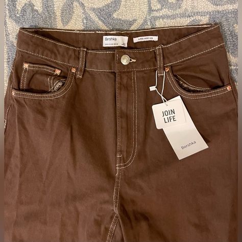 Bershka Brown Jeans, Size 40 ( Us 08 ), Trendy/ High Waisted / Baggy New With Tags Wide Leg Brown Jeans, Brown Baggy Jeans, Super Baggy Jeans, Brown Jeans, Baggy Jeans, Colored Jeans, Pant Jumpsuit, Jeans Size, Wide Leg