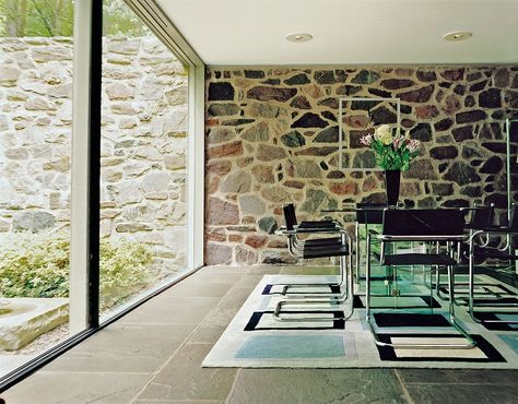 Hooper House, Berlin Architecture, Le Corbusier Architecture, Villa Savoye, Steel Dining Chairs, Midcentury Home, Slate Flooring, Marcel Breuer, Casa Container