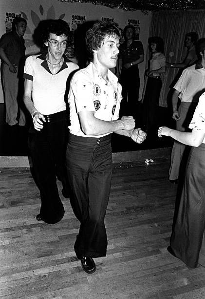 427 Northern Soul Photos and Premium High Res Pictures - Getty Images Northern Soul Fashion, People Dancing, Northern Soul, Soul Music, High Res, Getty Images, Dancer, Stock Photos, Music