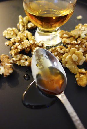 Kitchen Window: Leftover Liquor Finds New Life As Liqueur : NPR Diy Liquors, Hibiscus Liqueur, Spirits In Your Home, Orange Quince, Cocktails With Malibu Rum, Homemade Liqueur, Bourbon Honey, Liqueur Recipes, Seasoned Nuts