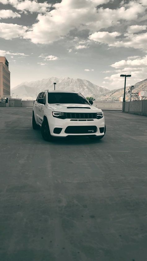 srt_hawk_cherokee on Instagram: These random locations, quick pictures/videos are always 🔥 _________ Parts: @kowperformance Crew: @saltcitymopars Lights: @lightingtrendz… Trackhawk Wallpaper Iphone, Jeep Srt Wallpaper, Trackhawk Wallpaper, Srt Jeep Grand Cherokee, Jeep Srt, Bentley Suv, Jeep Srt8, Jeep Wallpaper, Rain Pictures