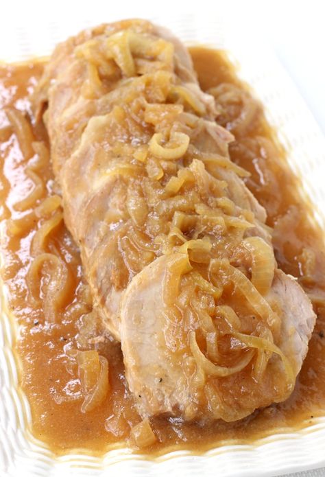 Slow Cooker Applesauce Pork Roast is the easiest and most delicious pork roast recipe ever to come out of your slow cooker! Crock Pot Applesauce, Pork Roast Recipe, Slow Cooker Applesauce, Pork Dinners, Crockpot Applesauce, Crockpot Pork Roast, Cooking Pork, Smothered Pork Chops, Pork Roast Recipes