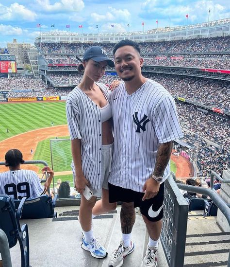 Baseball Outfits Men, Baseball Jersey Outfit Men, Yankees Game Outfit, Yankees Outfit, Jersey Outfits, Yankees Game, Yankees Jersey, Gameday Outfits, Baseball Outfit