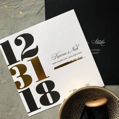 Nye Wedding Invitations, Engagement Party Planning, Champagne Campaign, New Years Eve Wedding, Beachy Wedding, New Years Wedding, Wedding Renewal Vows, Nye Wedding, New Years Eve Weddings