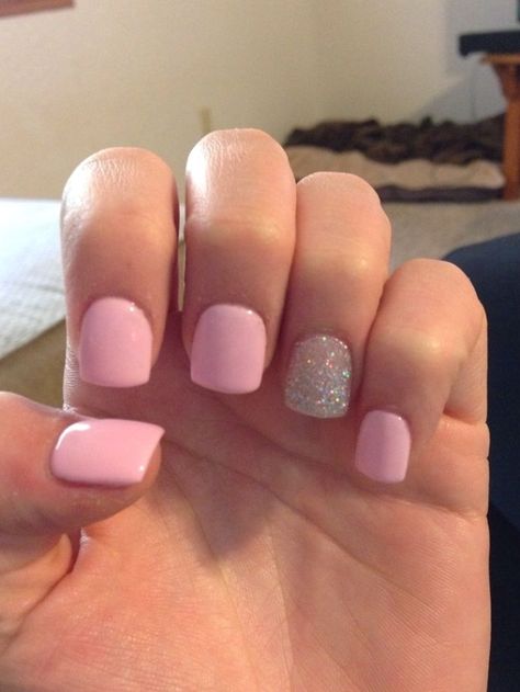 Pink Nails With Glitter, Light Pink Acrylic Nails, Nail Christmas, Nails With Glitter, Glitter Accent Nails, Nails Sparkle, Pink Glitter Nails, Light Pink Nails, Accent Nail