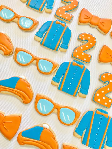 https://flic.kr/p/2g8ikXH | Blippi 2nd Birthday Cookies Blippi 2nd Birthday, 2nd Birthday Cookies, Bday Cookies, Boy Birthday Party Themes, Third Birthday Party, 2nd Birthday Party Themes, Baby Boy Birthday, Construction Birthday, Toddler Birthday