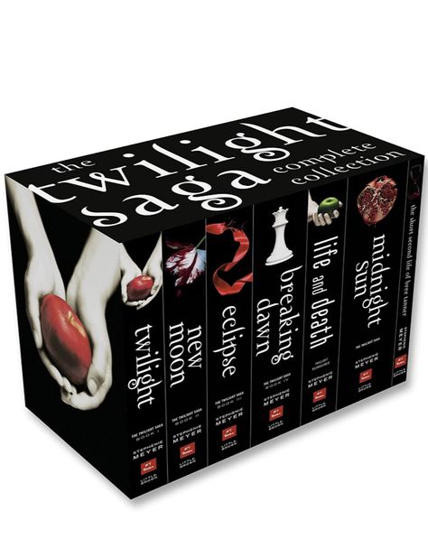 Stephenie Meyer Books, New Moon Eclipse, Twilight Saga Books, Book Restaurant, Twilight Moon, Twilight Saga Series, Twilight Book, Twilight New Moon, Stephenie Meyer