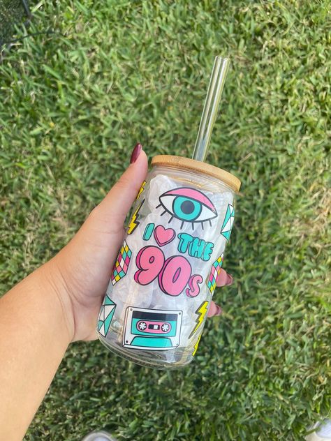 Beer Glass Can 90s cup 90s glass can 2023 16Oz Ice Coffee - Etsy Portugal 90s Party Decor, 90s Cup, 90s Birthday Party, 90s Decorations, 90s Birthday, Back To The 90s, 90's Birthday Party, 90s Party, Glass Coffee Cups